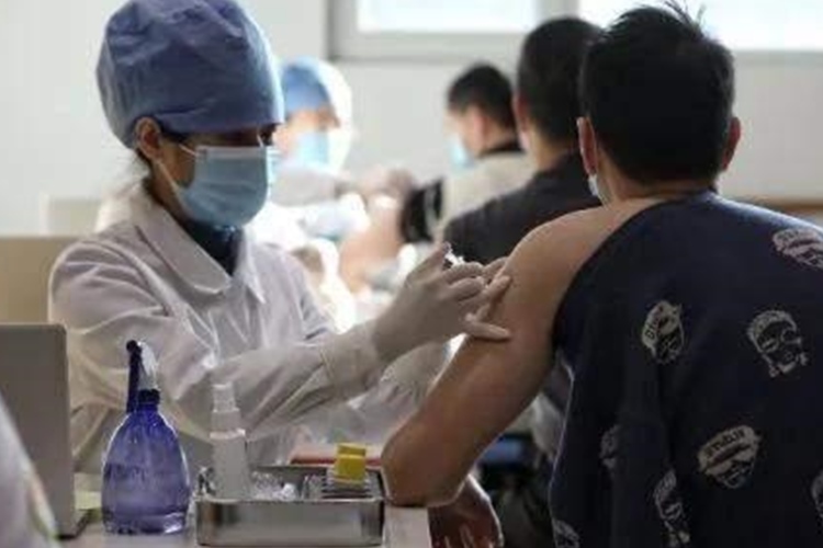 北京两天接种7万支新冠疫苗